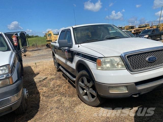 Ford F-150 Пикапи