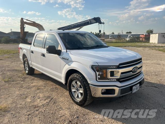 Ford F-150 Пикапи