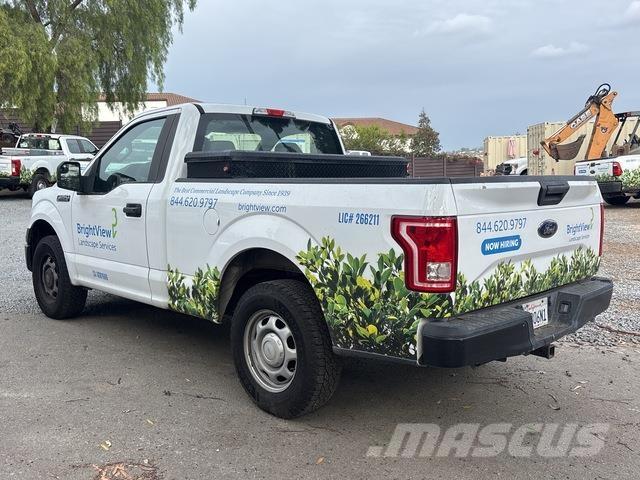 Ford F-150 Пикапи