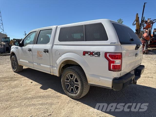 Ford F-150 Пикапи