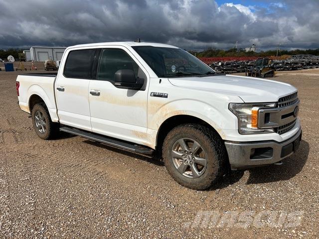 Ford F-150 Пикапи