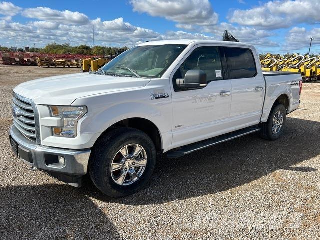 Ford F-150 Пикапи