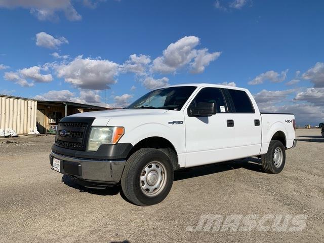 Ford F-150 Пикапи