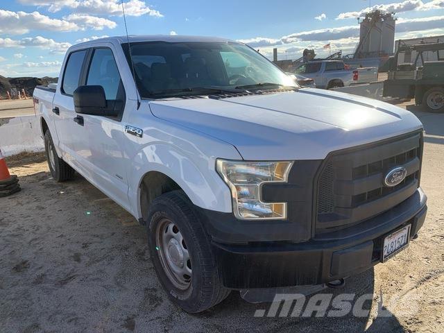 Ford F-150 Пикапи