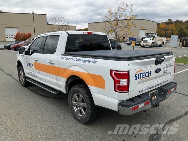 Ford F-150 Пикапи