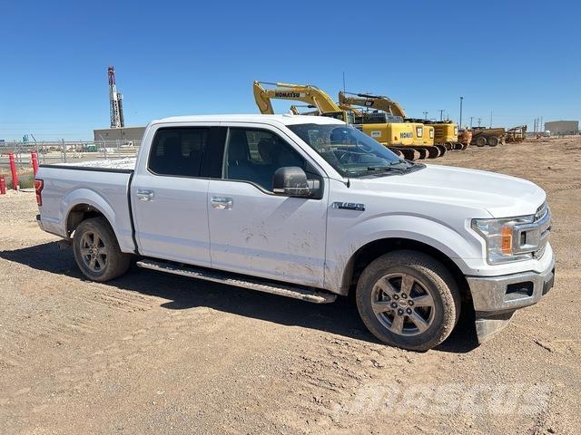 Ford F-150 Пикапи