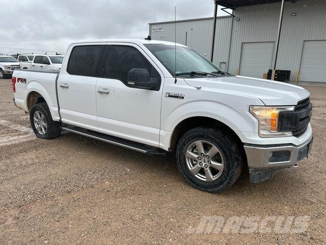 Ford F-150 Пикапи