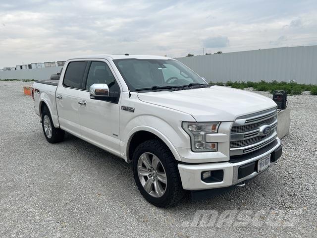 Ford F-150 Пикапи