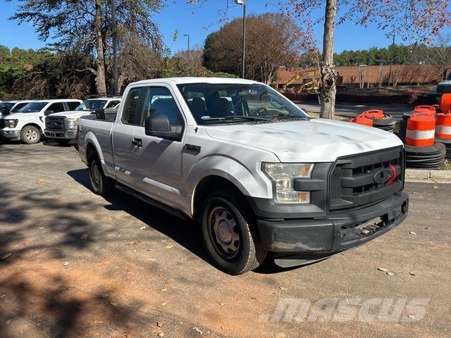 Ford F-150 Пикапи