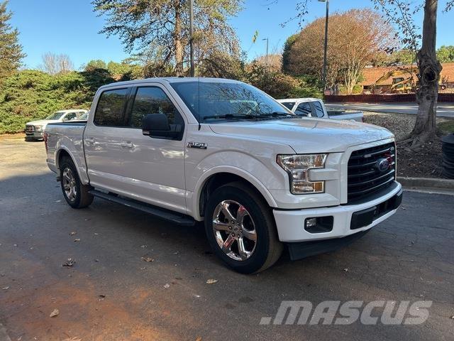 Ford F-150 Пикапи