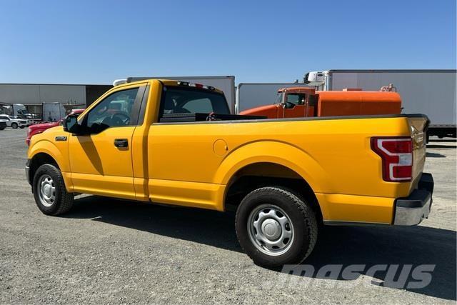 Ford F-150 Пикапи