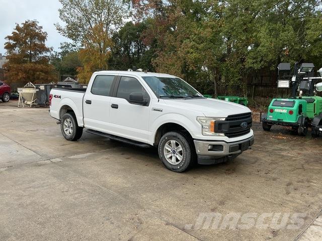 Ford F-150 Пикапи