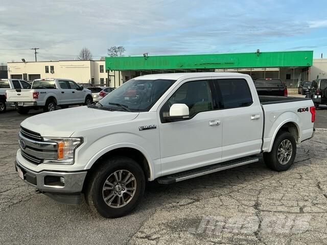 Ford F-150 Пикапи