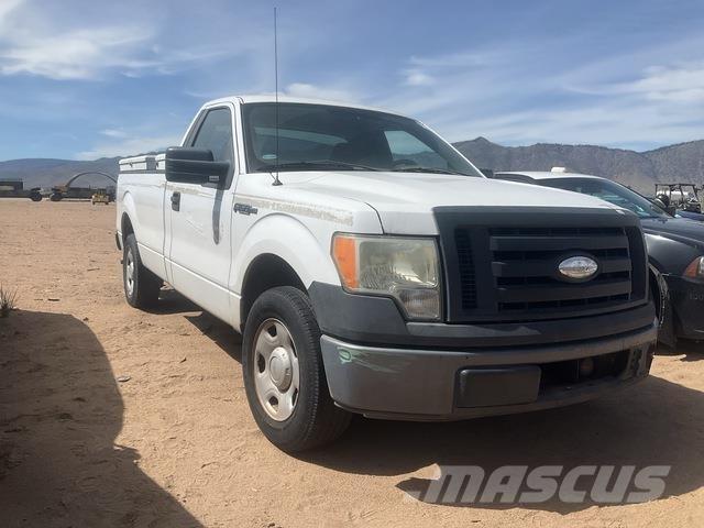 Ford F-150 STX Пикапи