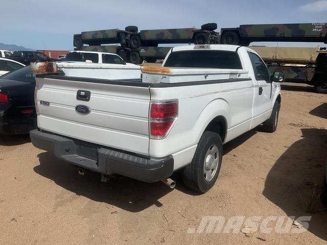 Ford F-150 STX Пикапи