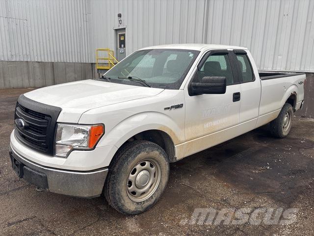 Ford F-150 XL Пикапи