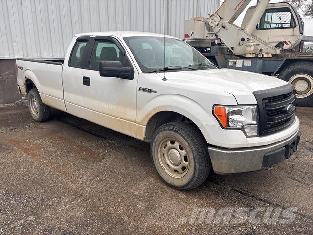 Ford F-150 XL Пикапи