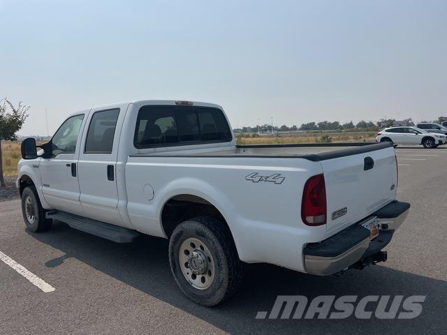 Ford F-250 Пикапи