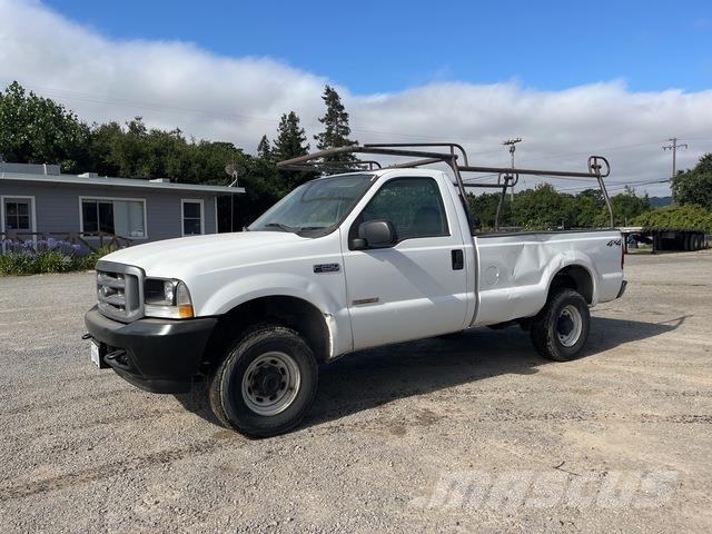 Ford F-250 Пикапи
