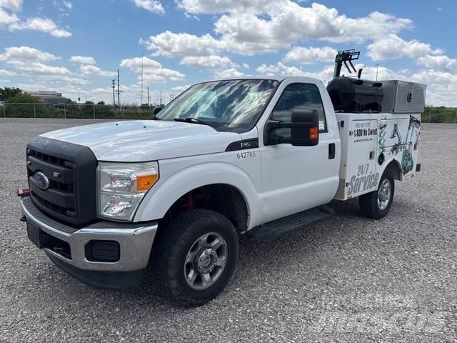 Ford F-250 Общински/универсални превозни средства
