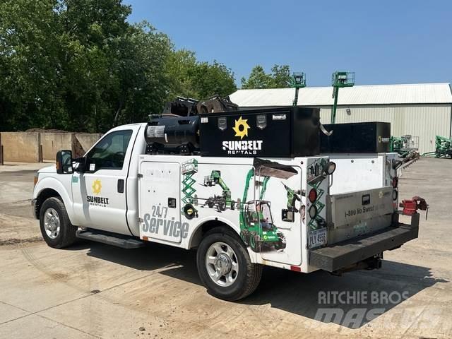 Ford F-250 Общински/универсални превозни средства
