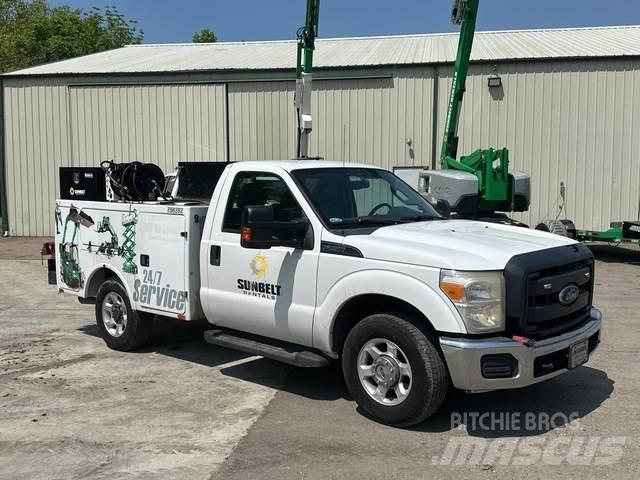 Ford F-250 Общински/универсални превозни средства
