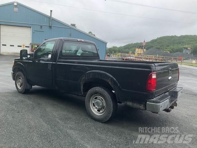 Ford F-250 Други
