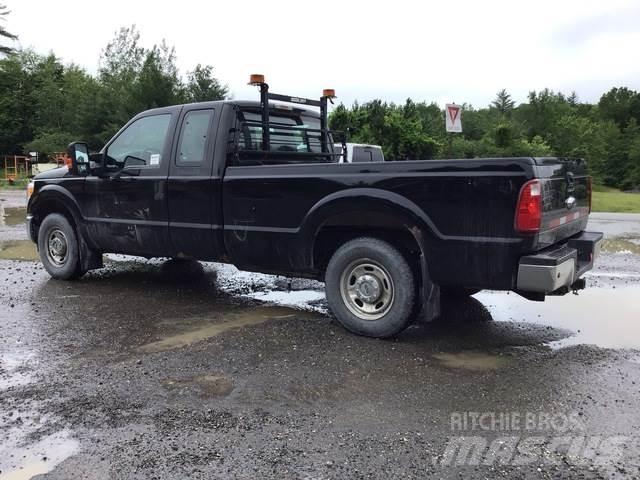 Ford F-250 Други