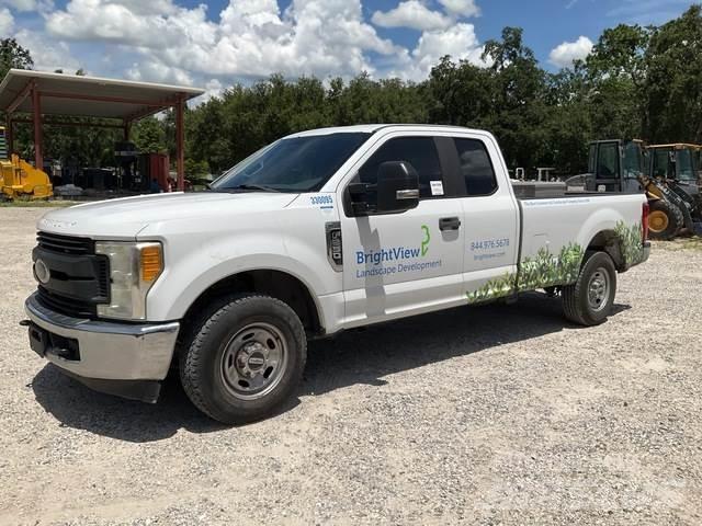 Ford F-250 Други