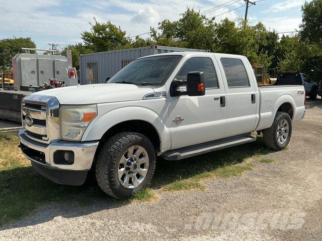 Ford F-250 Пикапи