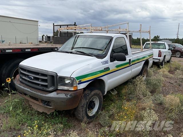 Ford F-250 Пикапи