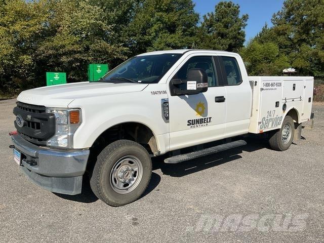 Ford F-250 Пикапи