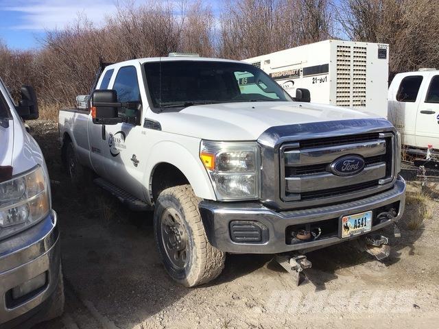 Ford F-250 Пикапи