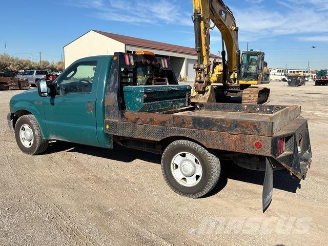 Ford F-250 Бордови