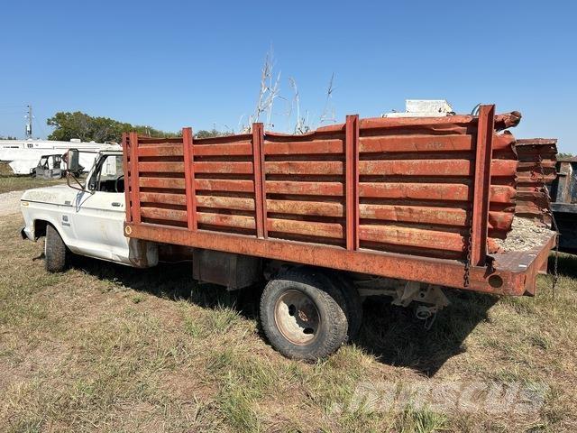 Ford F-350 Самосвал