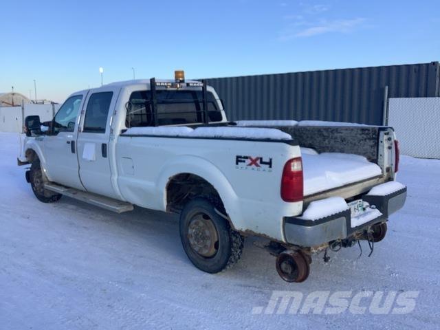 Ford F-350 Пикапи