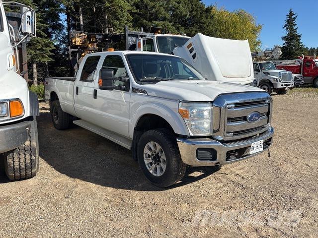 Ford F-350 Пикапи