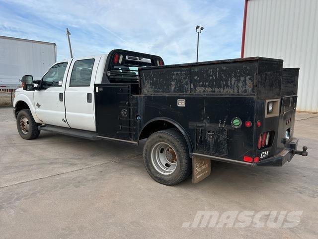 Ford F-350 Пикапи