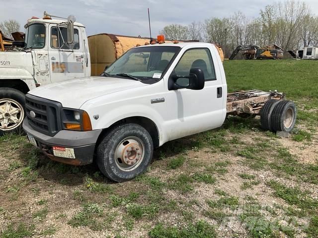Ford F-350 Кабини