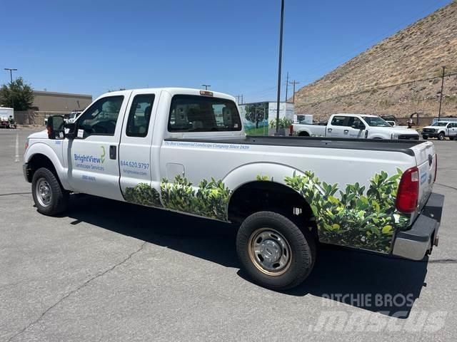 Ford F-350 Други