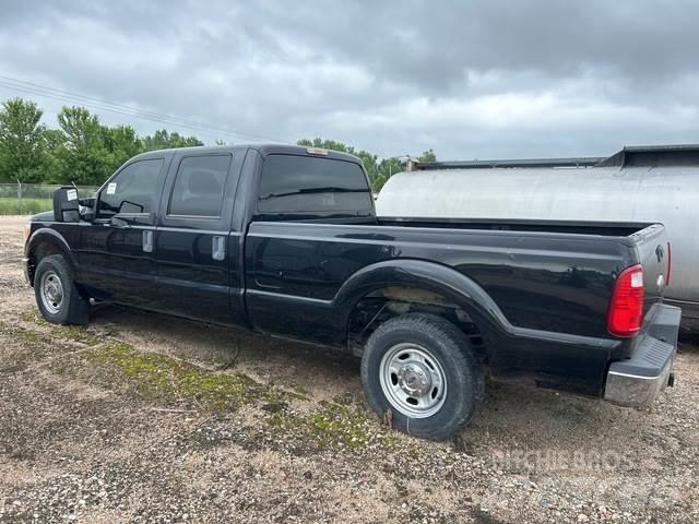 Ford F-350 Други