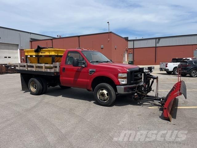 Ford F-350 Бордови