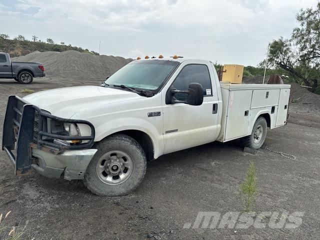 Ford F-350 Пикапи