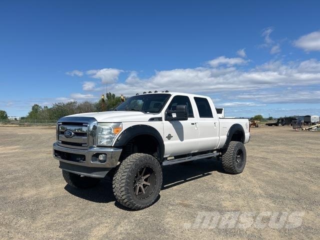Ford F-350 Пикапи