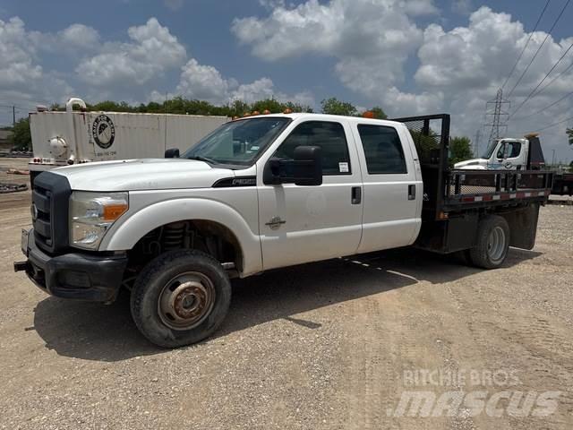Ford F-350 Бордови
