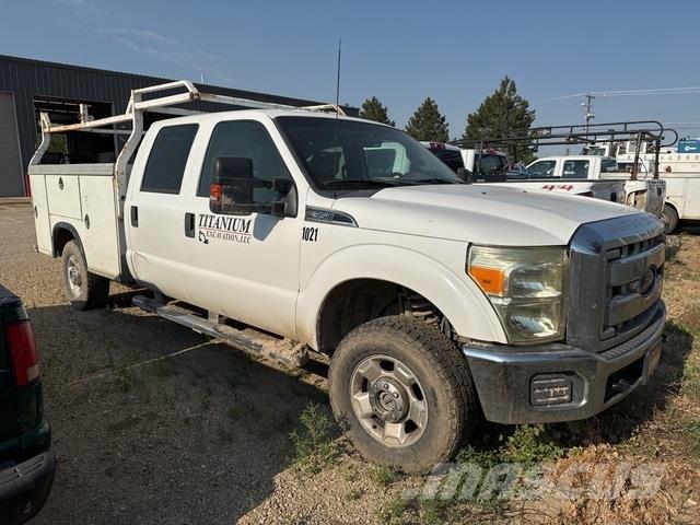 Ford F-350 Пикапи