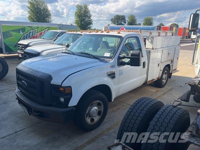 Ford F-350 Пикапи