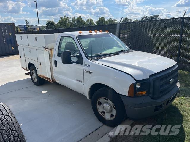 Ford F-350 Пикапи