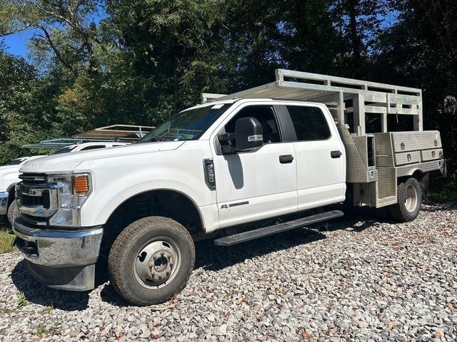 Ford F-350 Пикапи