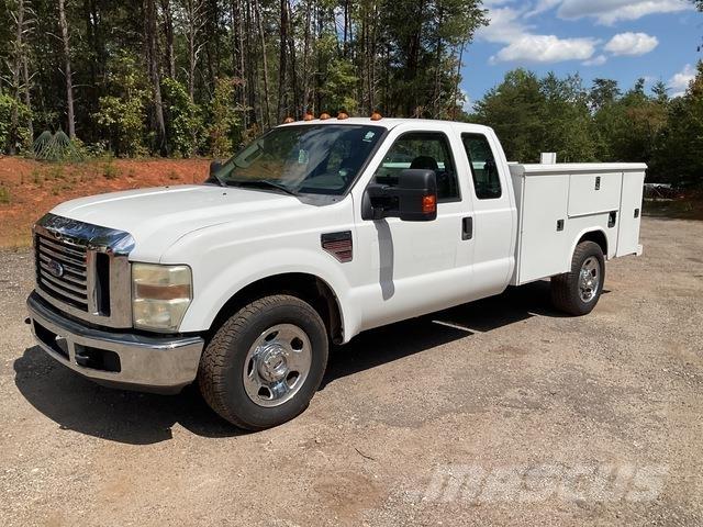 Ford F-350 Пикапи